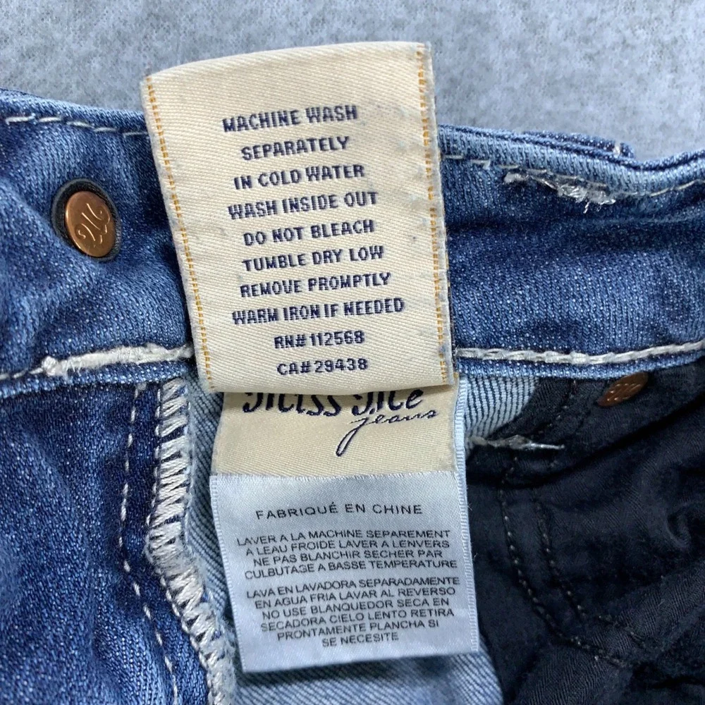 Miss Me Signature Bootcut Jeans Womens 28 Blue Embellished JM1232BV